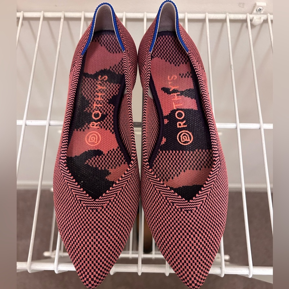 Rothy’s flats size 8, red and black